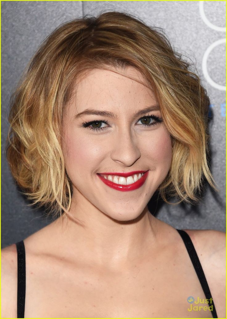 Eden Sher Biography: Age, Net Worth, Husband, Children, Parents, Siblings, Career, Movies, TV Series, Awards, Wikipedia, Pictures | TheCityCeleb