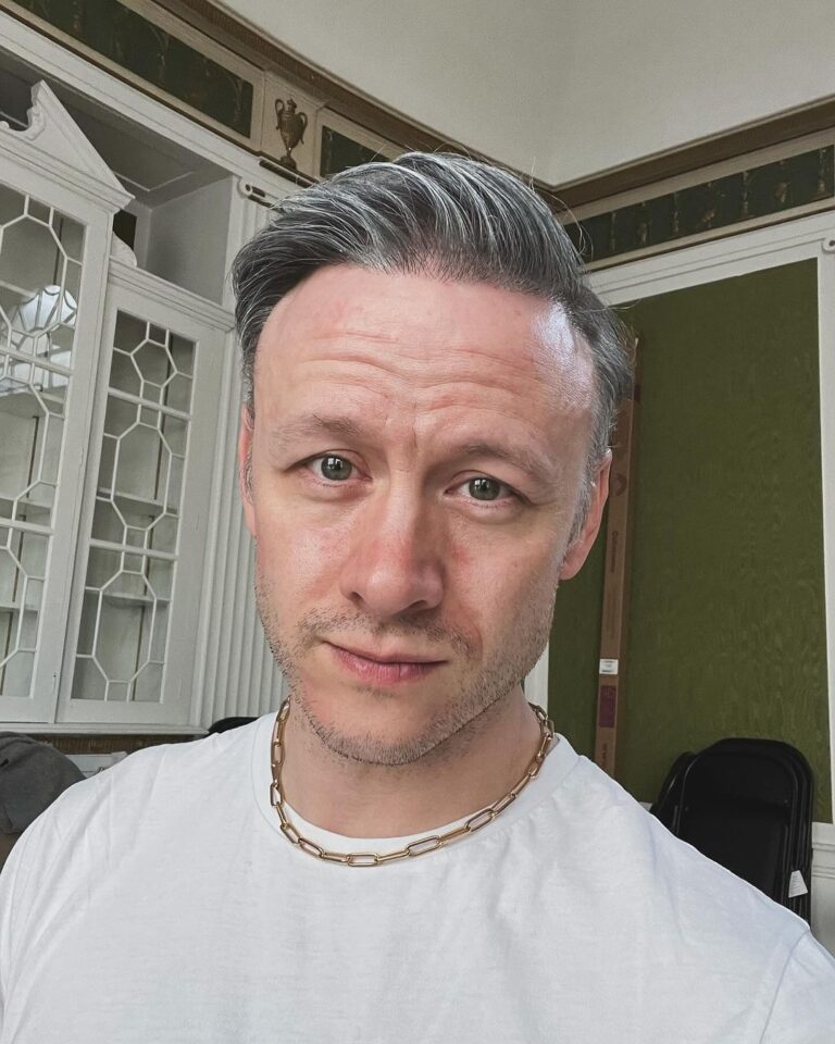 Kevin Clifton Biography: Age, Career, Spouse, Net Worth, Parents, Siblings, Children, Wiki, Awards, Social Media | TheCityCeleb