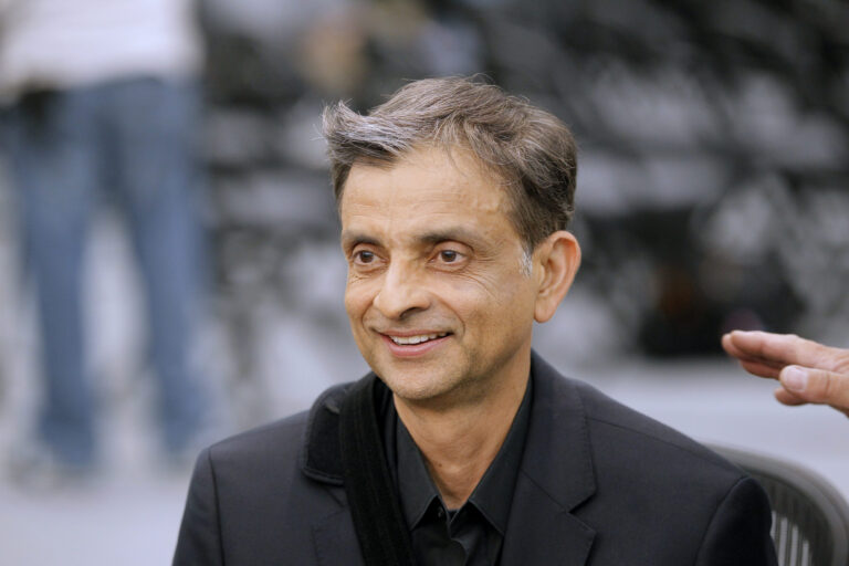 Vivek Ranadivé Biography: Wife, Age, Children, Net Worth, Parents, Family, House, Height | TheCityCeleb