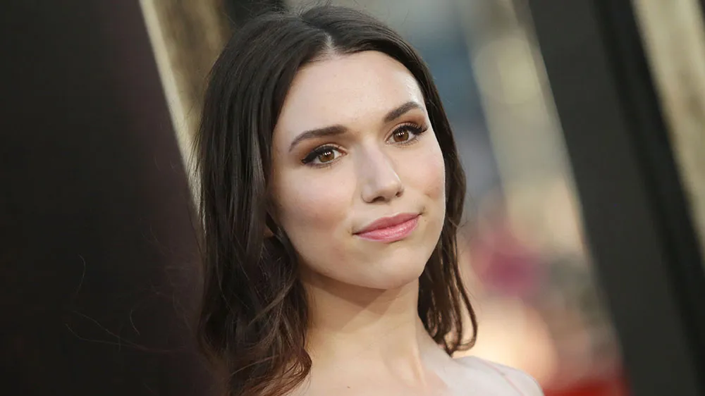 Grace Fulton Biography: Movies, Age, Net Worth, Instagram, Pictures, Wiki, Height | TheCityCeleb