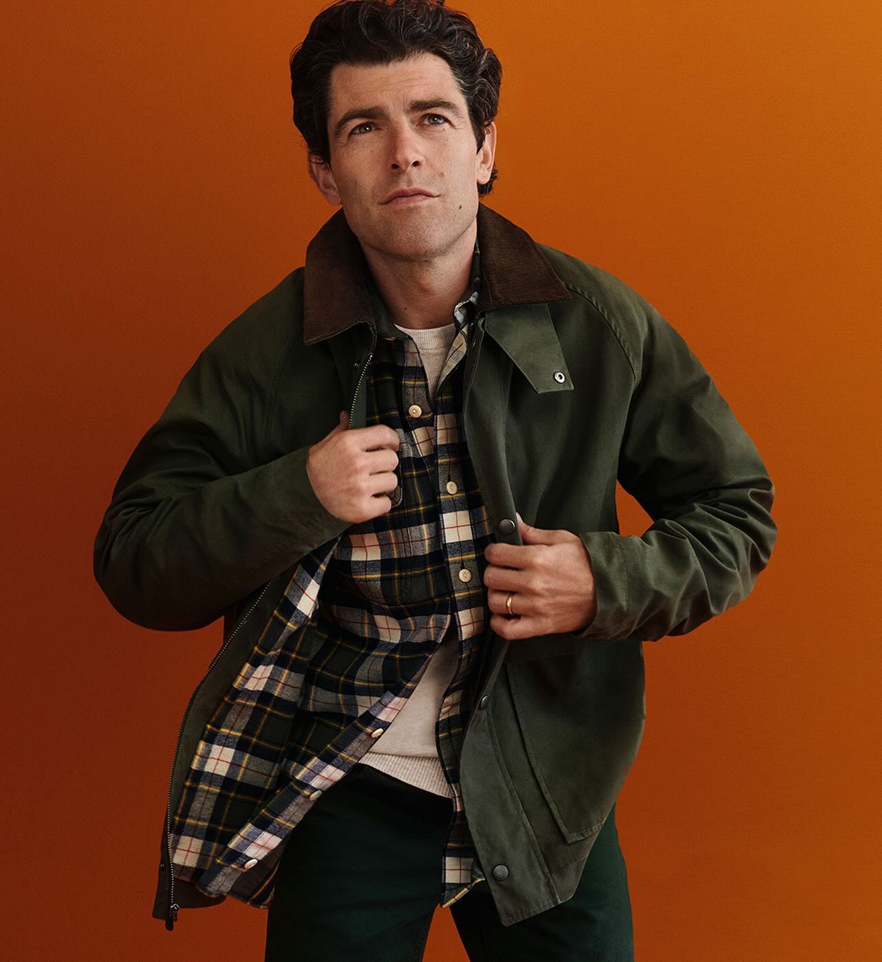 Max Greenfield Biography: Age, Net Worth, Instagram, Spouse, Height, Wiki, Parents, Siblings, Children, Awards, Movies | TheCityCeleb