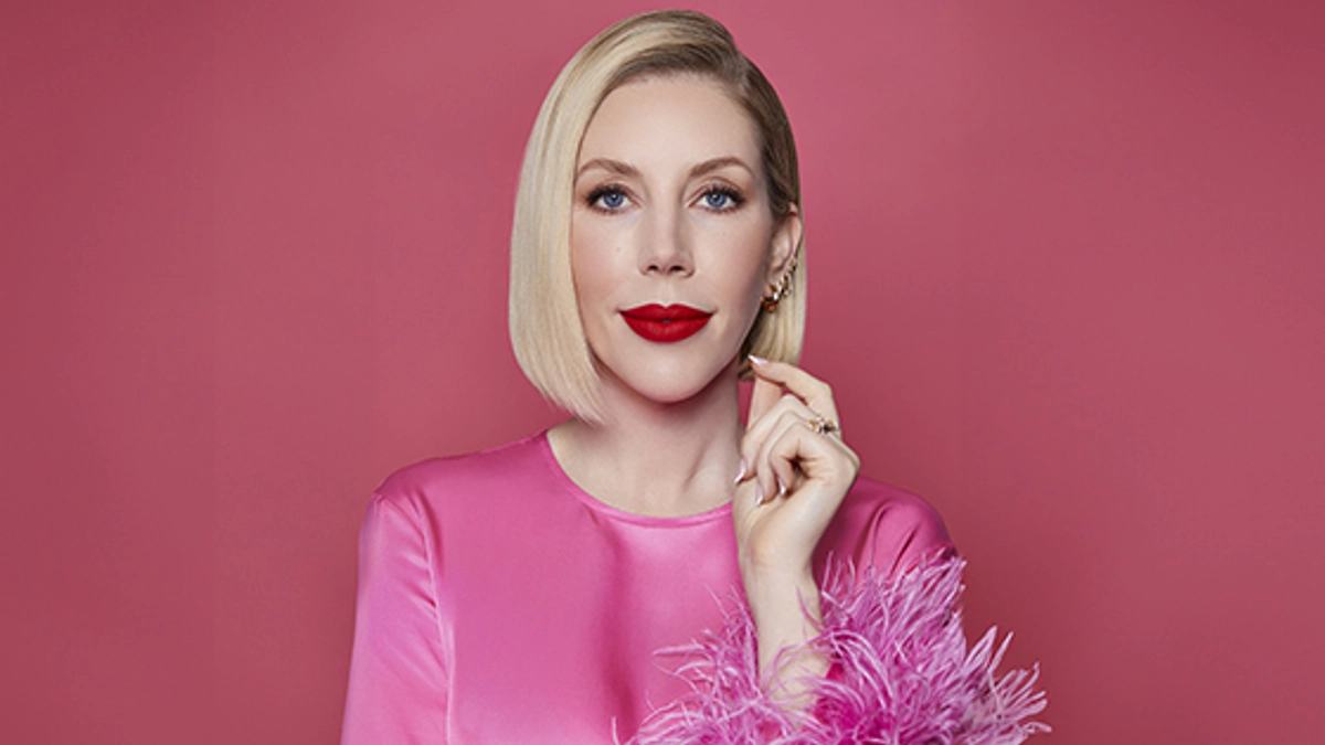 Katherine Ryan Biography: Spouse, Height, Wiki, Parents, Siblings, Children, Age, Net Worth | TheCityCeleb