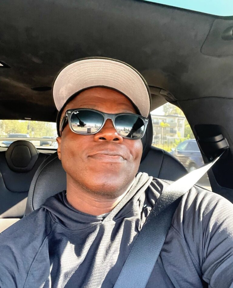 Reno Wilson Biography: Age, Height, Net Worth, Wife, Parents, Siblings, Children, Movies, Awards | TheCityCeleb