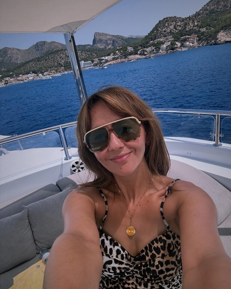 Samia Longchambon Biography: Parents, Age, Net Worth, Siblings, Height, Children, Controversy, Husband, Awards | TheCityCeleb