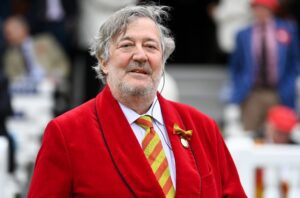 Stephen Fry Biography: Age, Parents, Net Worth, Books, Husband, Height, Children, TV Shows, Movies | TheCityCeleb