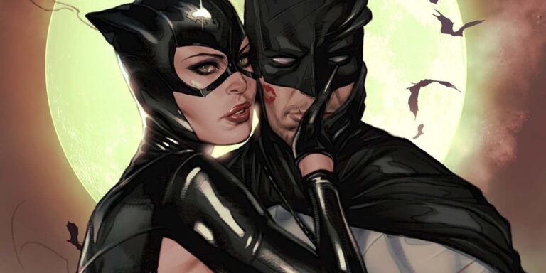 Absolute Batman Writer Explains How New Continuity Redefines His Relationship with Catwoman