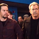 Mark Wahlberg & Mel Gibson's Poorly-Reviewed $180M Holiday Movie Becomes Netflix Global Hit 7 Years Later